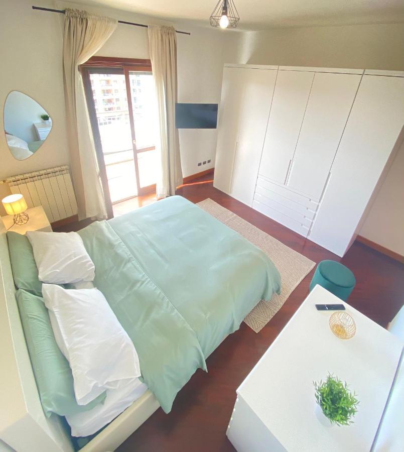 Golden Hour Apartment - Panoramic Terrace Fiumicino Buitenkant foto