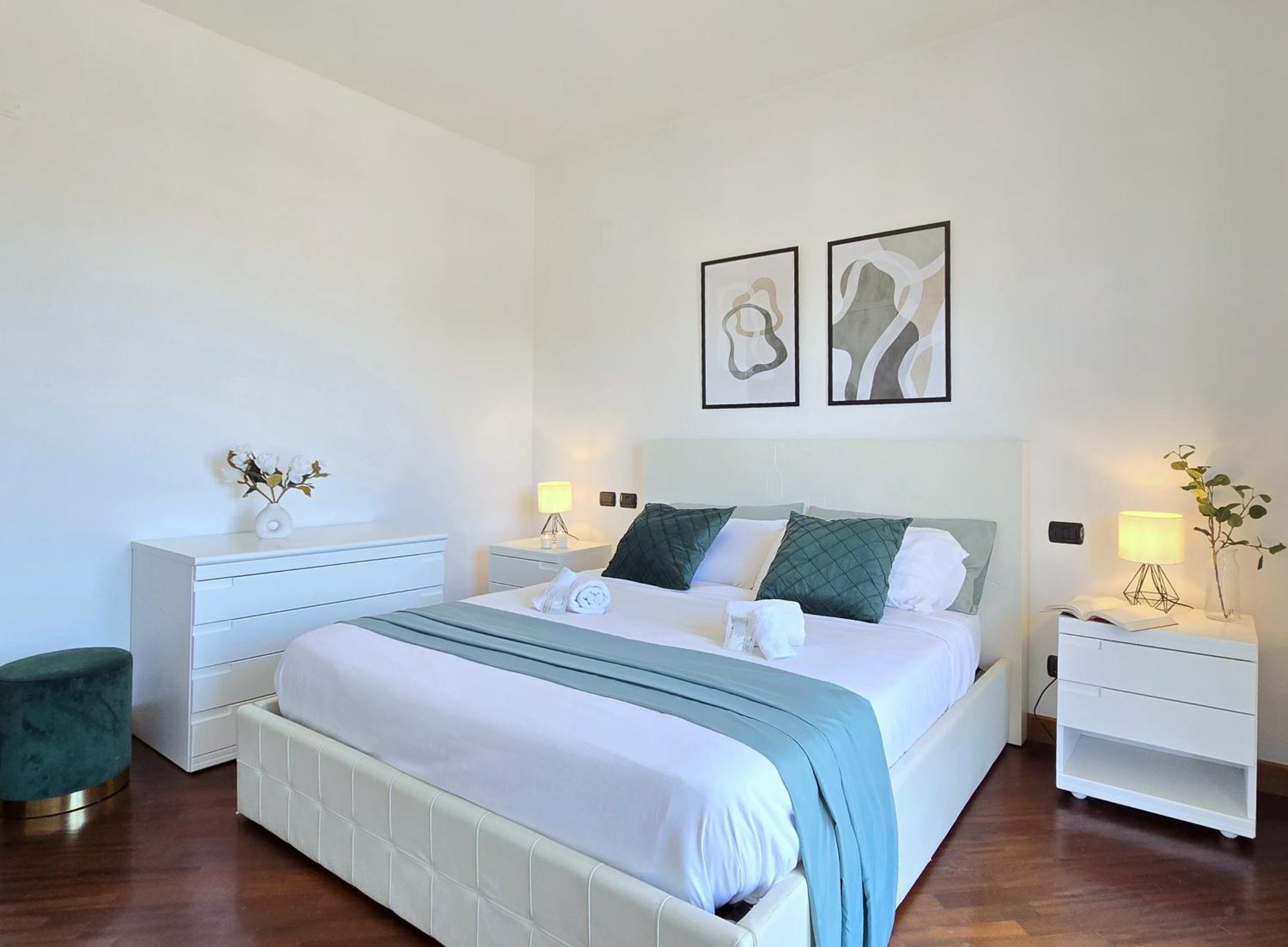 Golden Hour Apartment - Panoramic Terrace Fiumicino Buitenkant foto